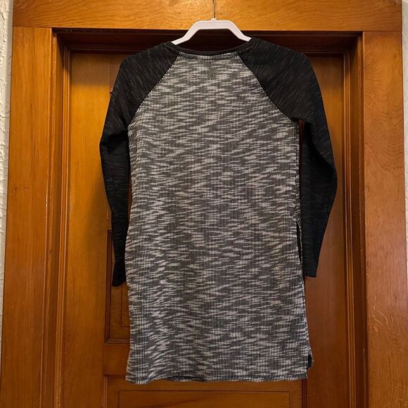 Merona Raglan Black Grey Tunic Sweater Women’s Extra Small - Picture 4 of 5